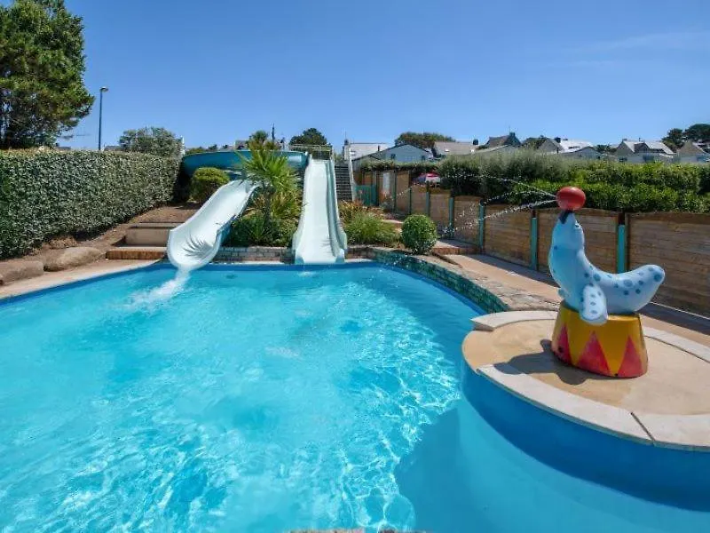 Camping Paradis La Mer D'Iroise - Aquatique Vacances Plomodiern